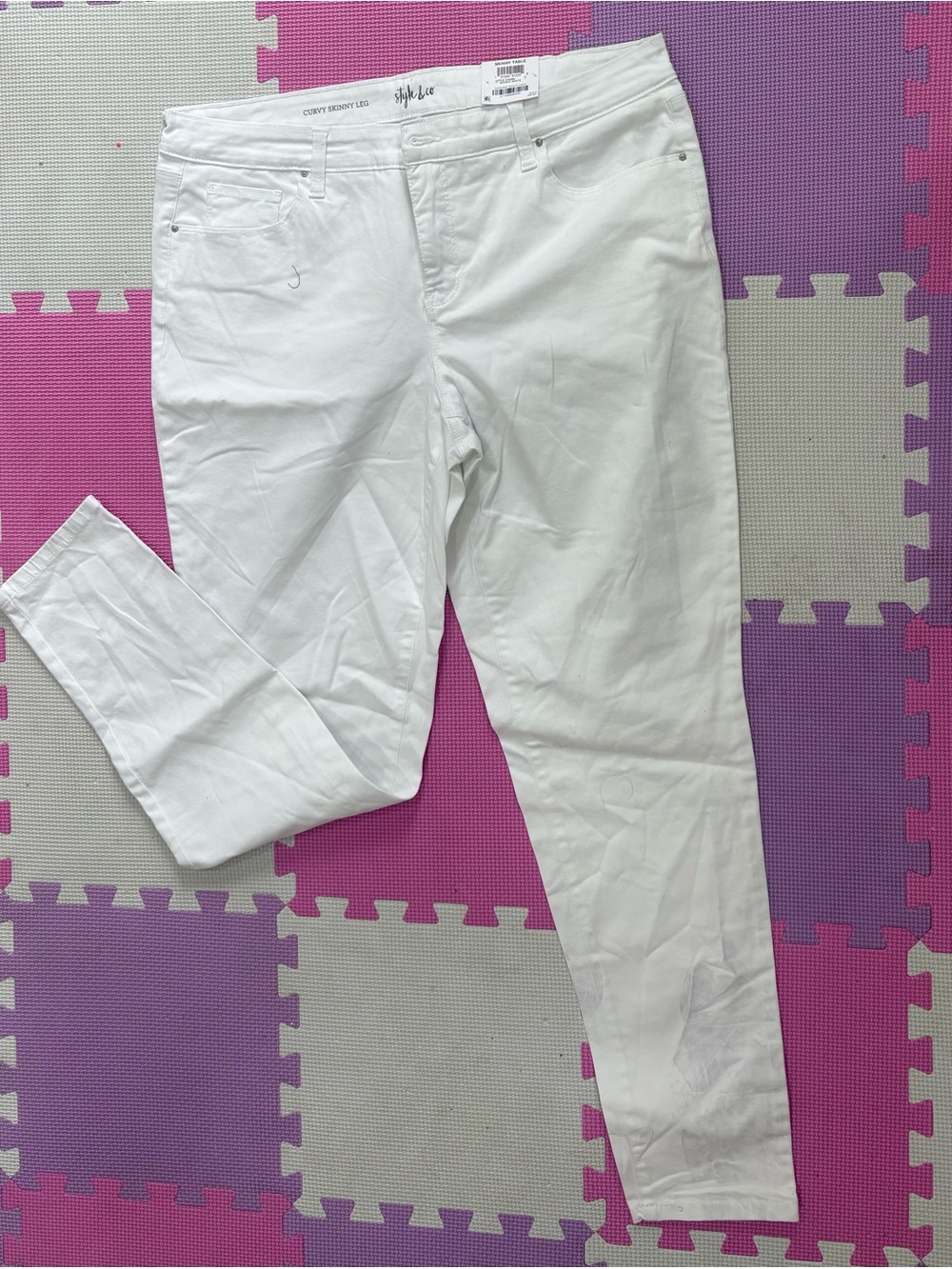 Style & Co. White Skinny Jeans - Curvy Fit